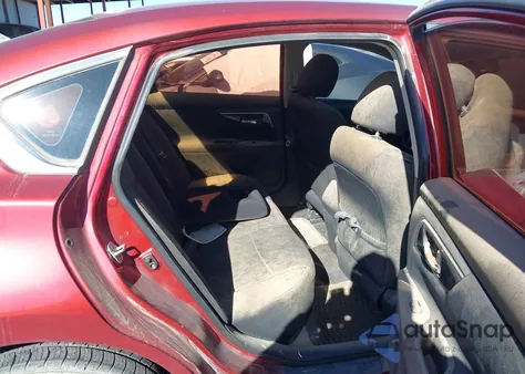 2014 Nissan Altima 2.5 S из США, поврежденный, VIN 1N4AL3AP0EC263108